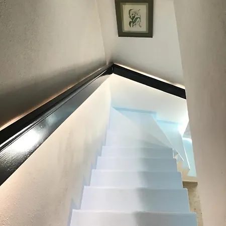 La Maisonette ゲストハウス アンティーブ